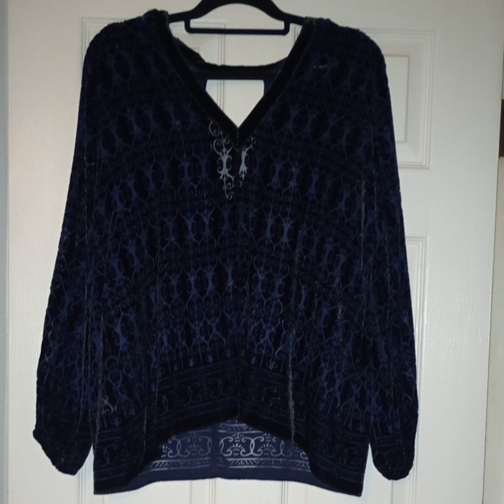 Max Studio Deep Blue Patterned Blouse - image 1